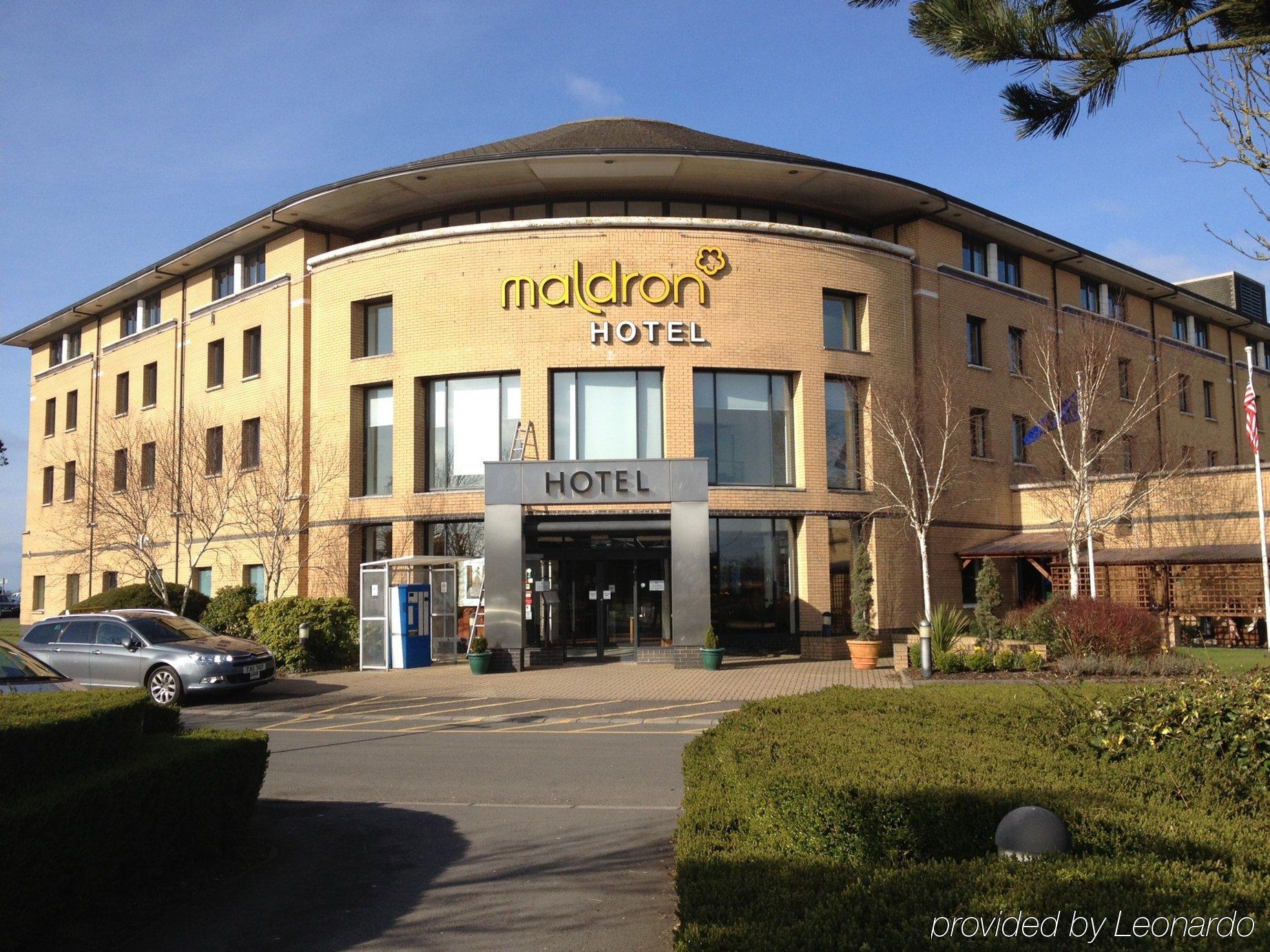 มัลดรอน โฮเทล เบลฟาสต์ อินเตอร์เนชั่นแนล แอร์พอร์ต Hotel Aldergrove ภายนอก รูปภาพ